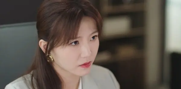 巨塔之后第4集剧照